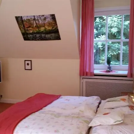 Mit Teichblick Wiedenborstel