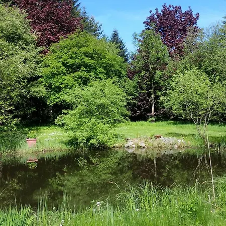 Mit Teichblick Bed & Breakfast